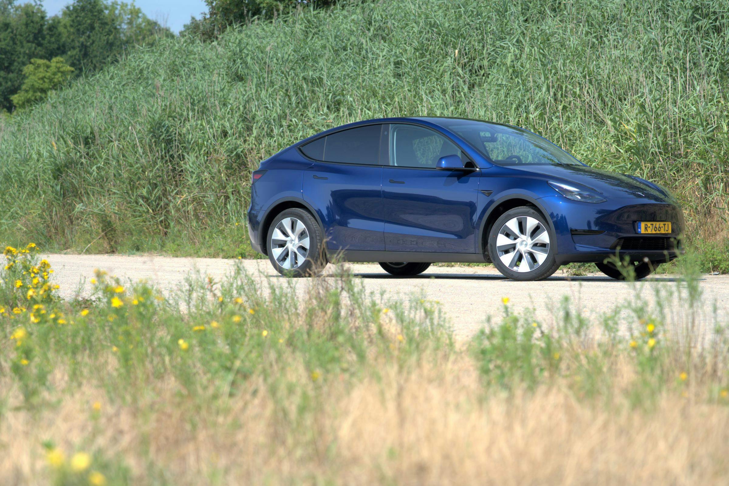 Review Tesla Model Y: Waarom dit de populairste auto ter wereld is