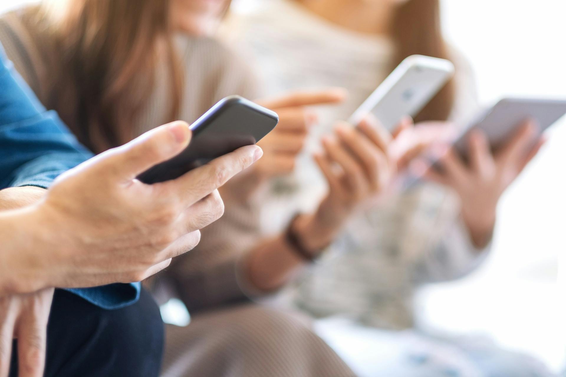 Nieuwe telefoon in gebruik nemen: zo stap je snel en veilig over