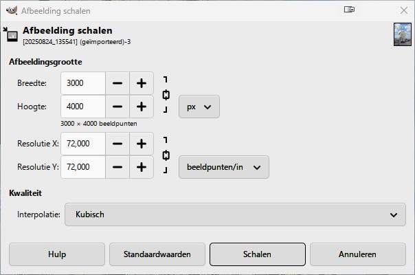 Je kunt zelf een afbeelding schalen.
